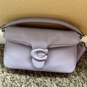 Coach pillow tabby 20 soft purple